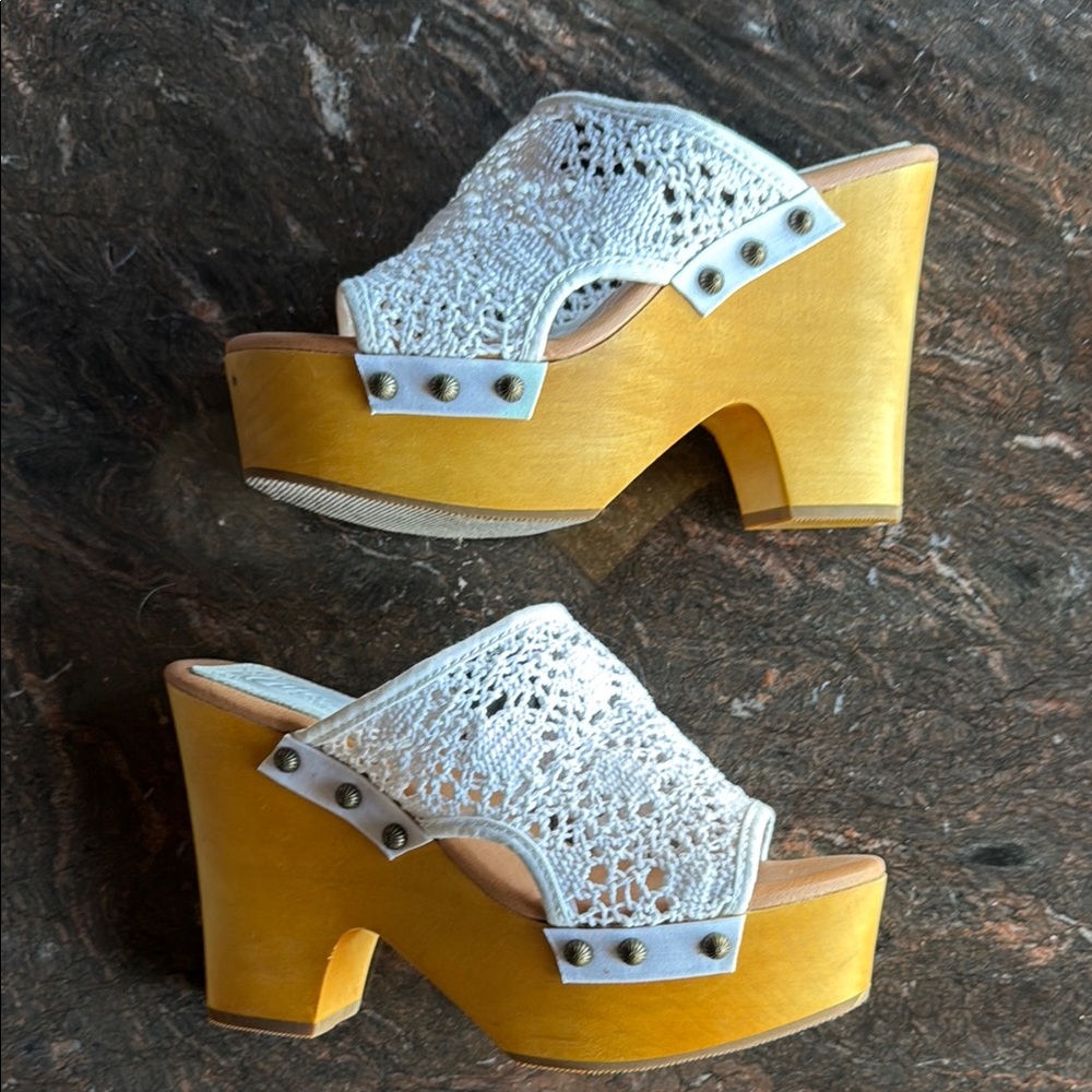 Women's Crochet and Wood Platform Sandals